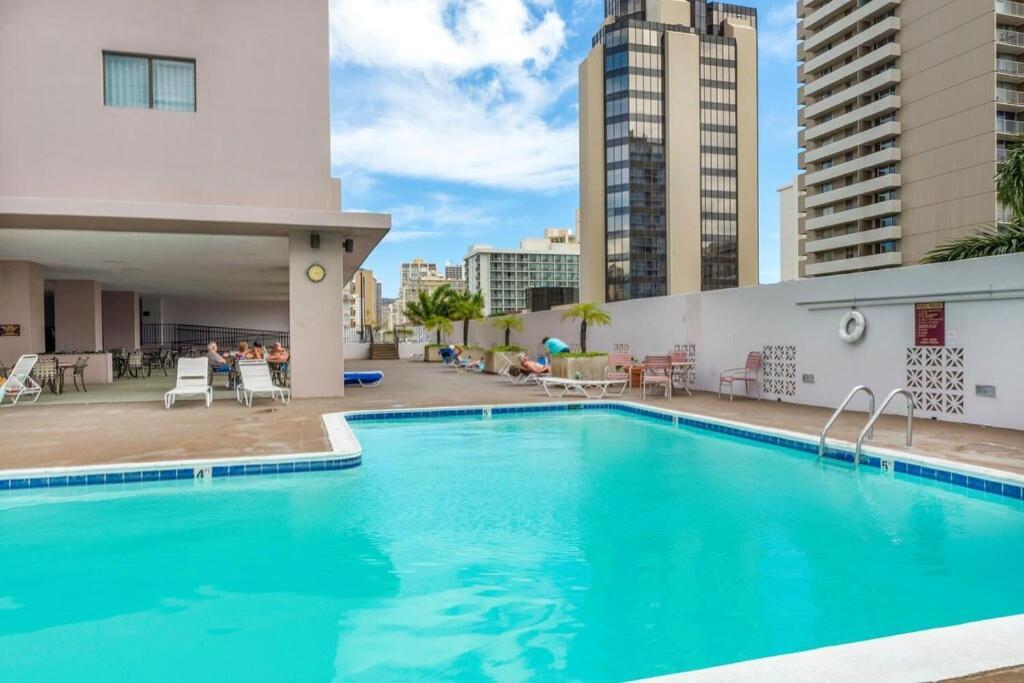 Royal Kuhio - Free Parking Included Honolulu Exterior photo